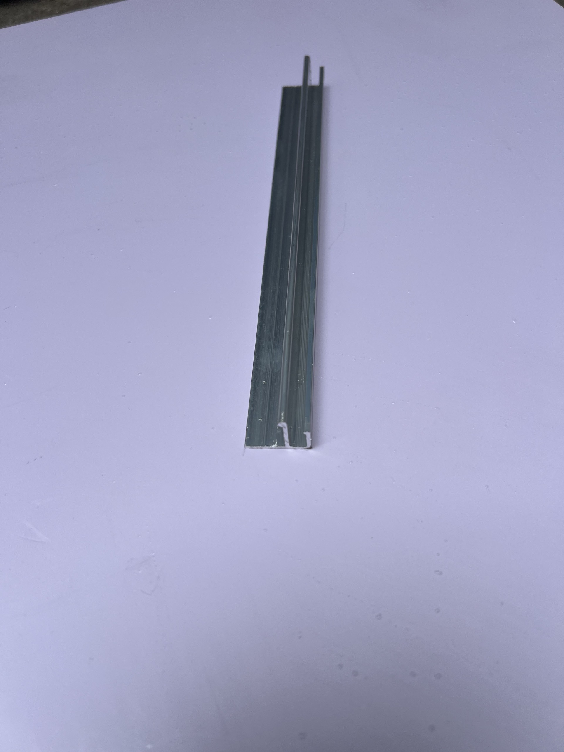 Thanh nhôm ray dài cho màng xuyên sáng