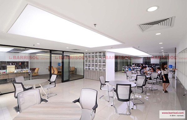 trần nhà đẹp trần xuyên sáng barrisol việt nam