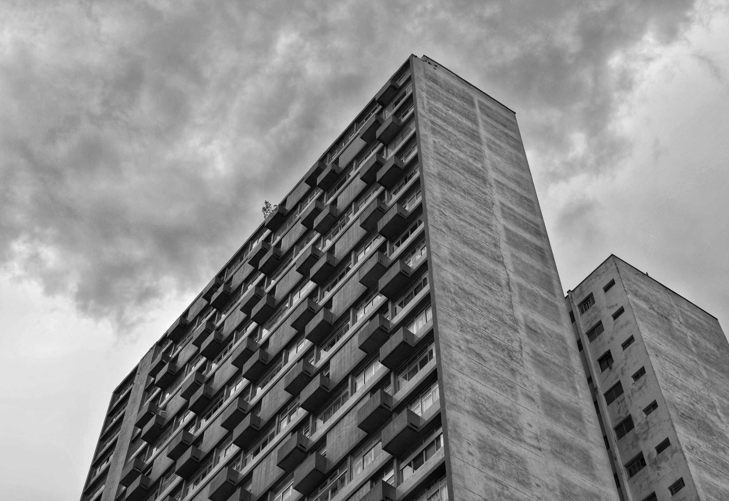 Kiến trúc Brutalism: Vẻ đẹp thô mộc đầy quyền lực của những khối bê tông