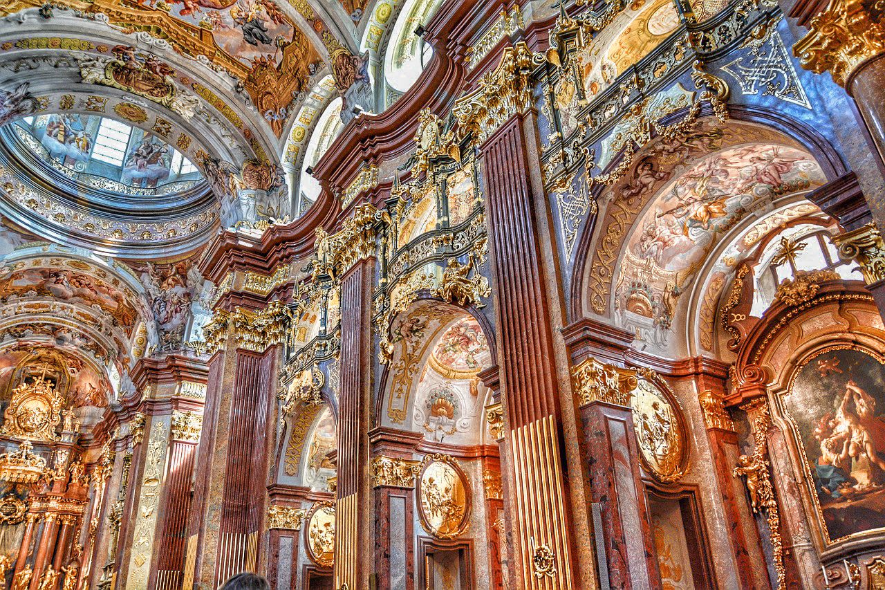 Phong cách Baroque là biểu tượng cho sự quyền lực và vĩ đại